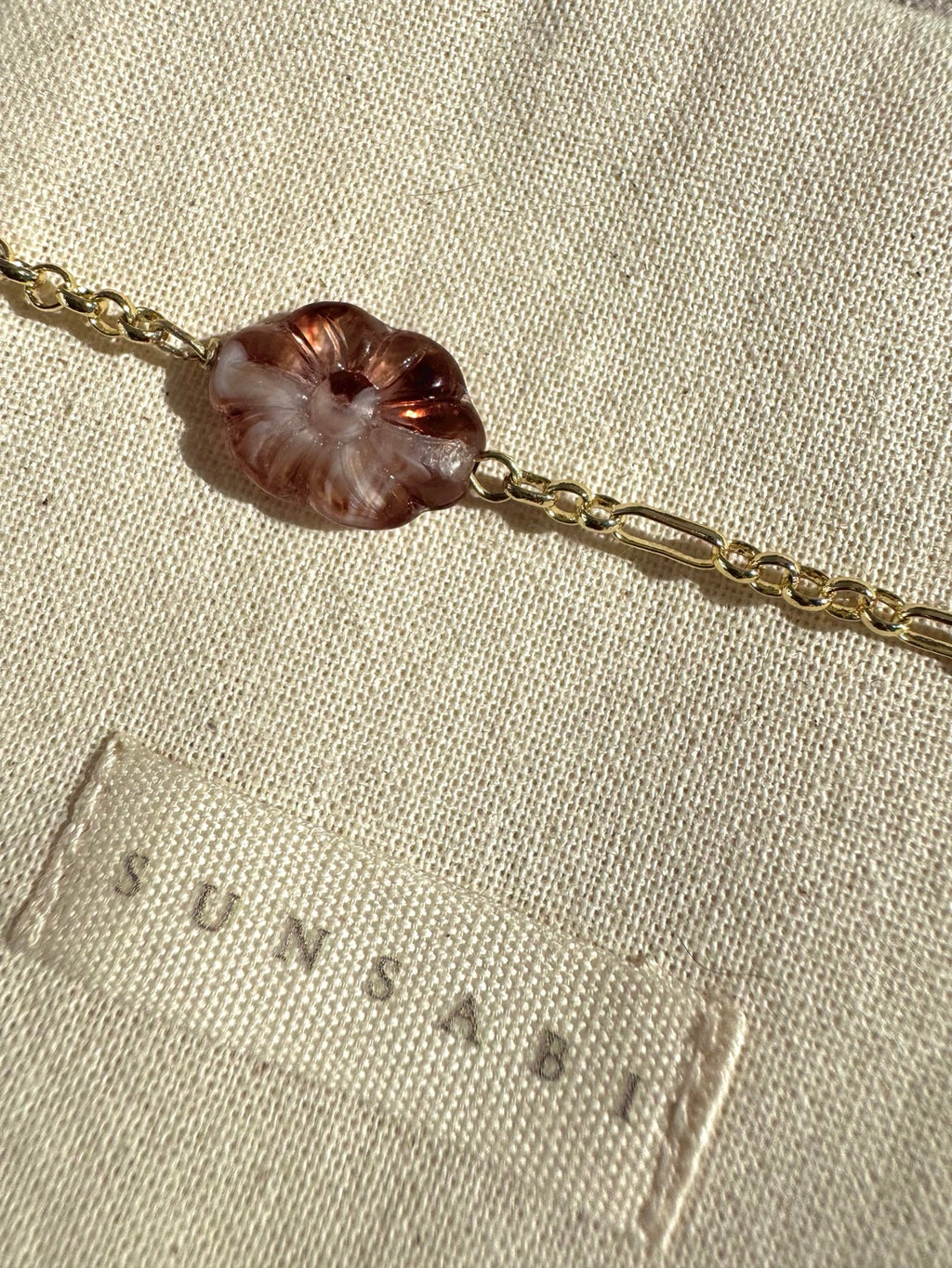 FLOURISH | Glass bloom on delicate 14kt gold-filled Figaro chain